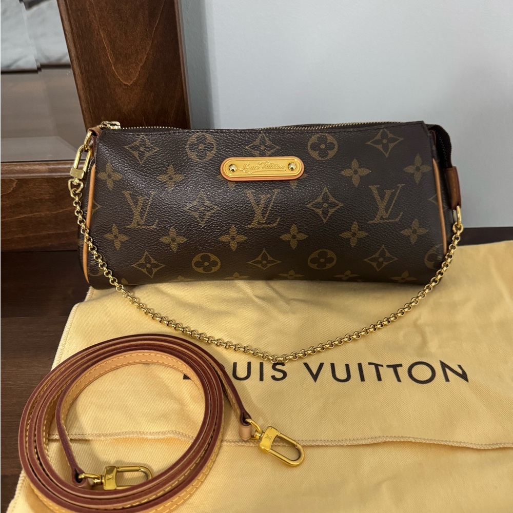 Louis Vuitton Monogram Eva Clutch
